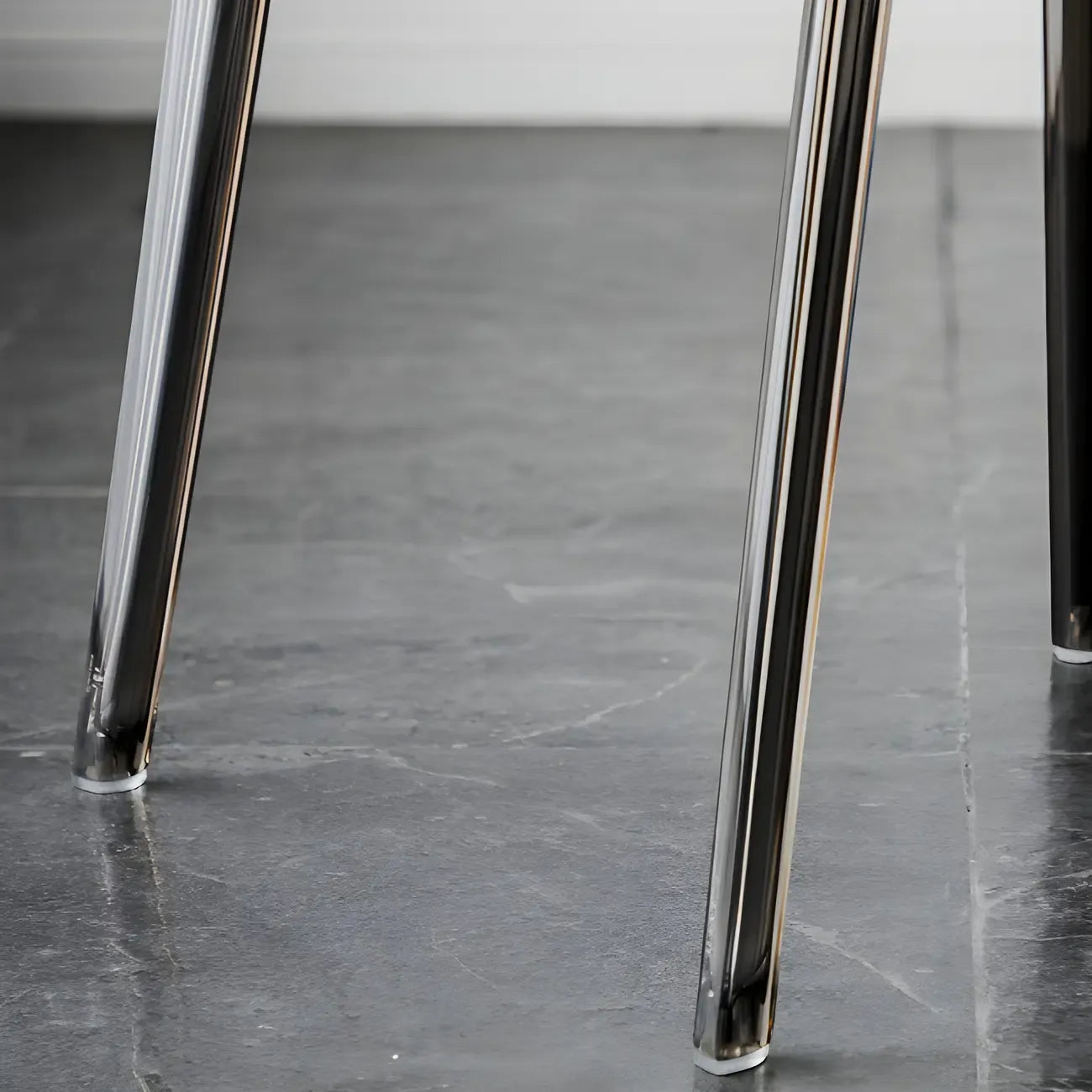 Chaise de salle à manger en acrylique ambré sans accoudoirs à dossier bas