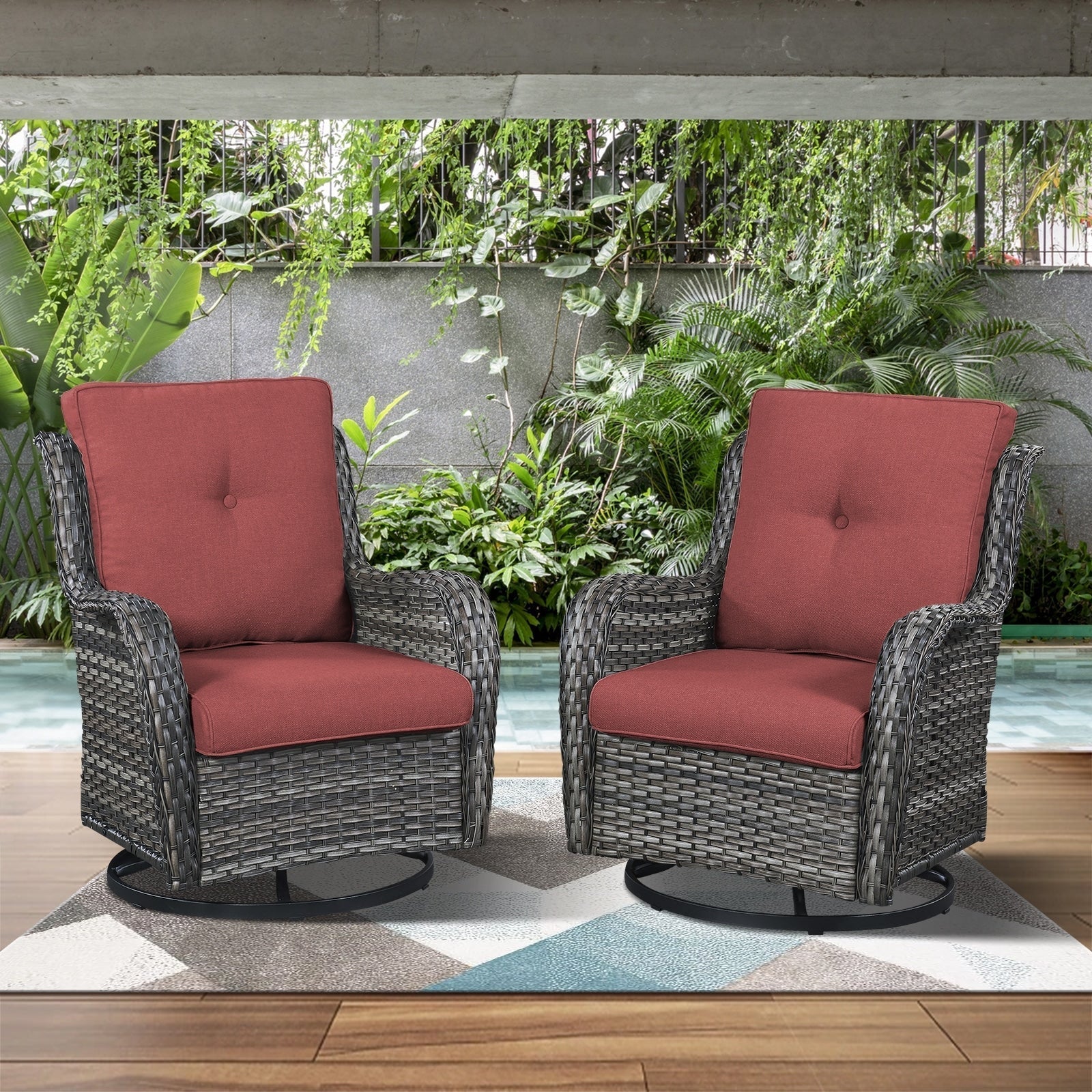 Chaises longues à bascule d'extérieur Gymojoy en osier avec base pivotante (lot de 2)
