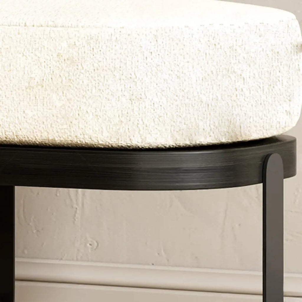 Banc court moderne en bois beige rembourré