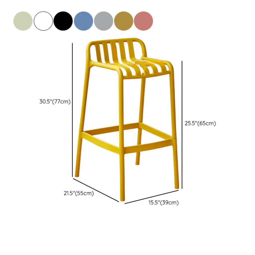 Tabouret de bar minimaliste en plastique pour l'extérieur et l'intérieur