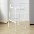 Tabouret de bar minimaliste en plastique pour l'extérieur et l'intérieur