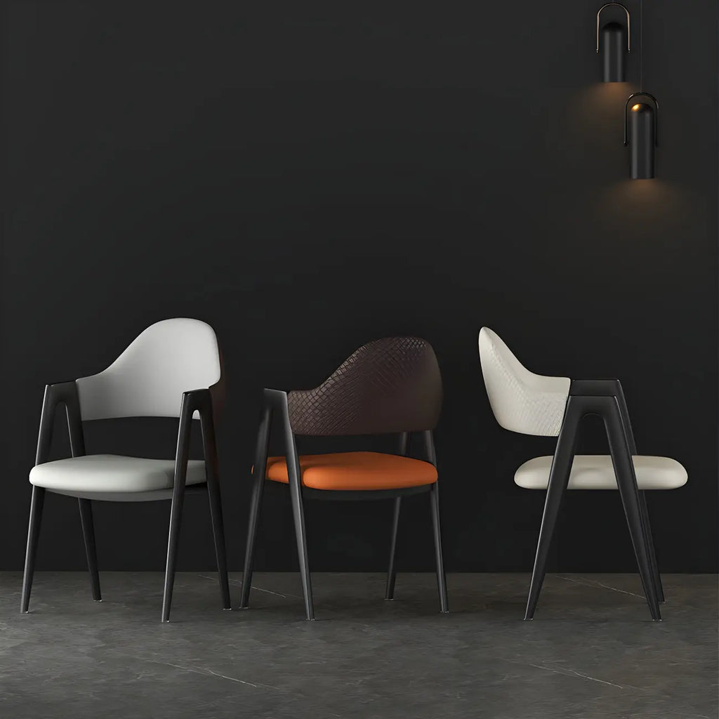 Chaise de salle à manger en cuir moderne avec dossier incurvé et ouvert