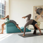 Avana Kami Chaise convertible / Yoga & Massage - Pouf 2 en 1 avec chaise longue de yoga pliable dissimulée, microvelours - N/A