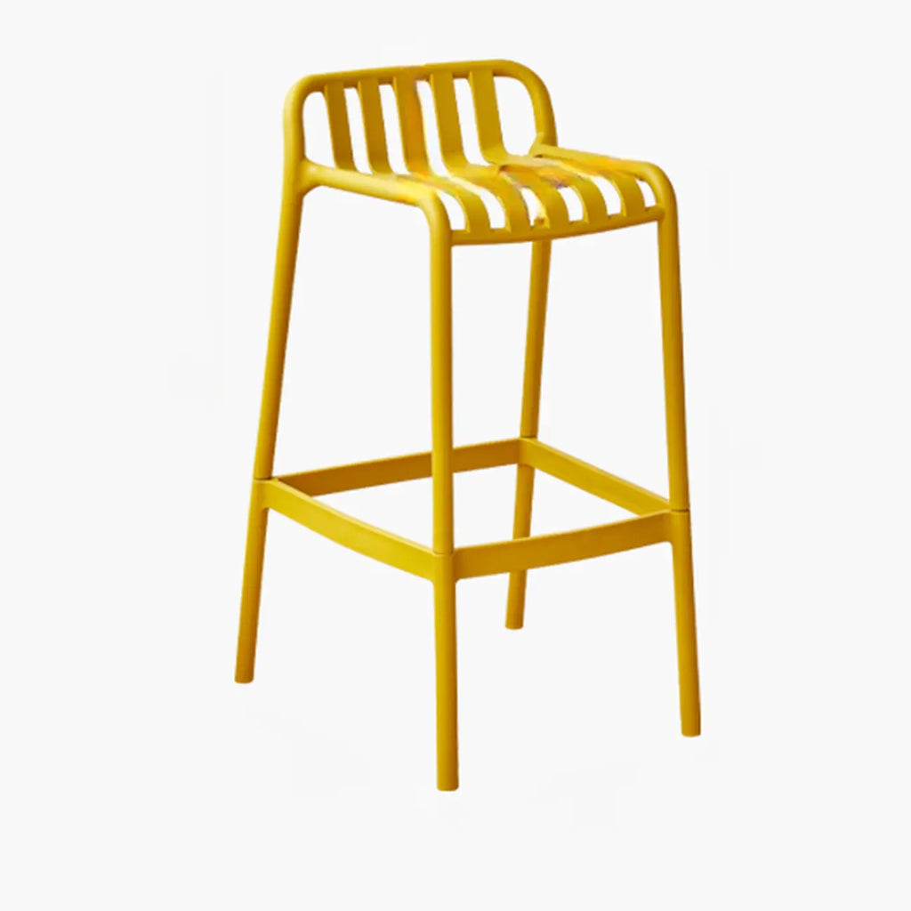 Tabouret de bar minimaliste en plastique pour l'extérieur et l'intérieur
