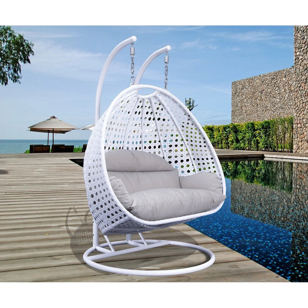 LeisureMod Fauteuil suspendu œuf 2 places avec support - Balançoire hamac de patio en rotin osier intérieur/extérieur avec coussins