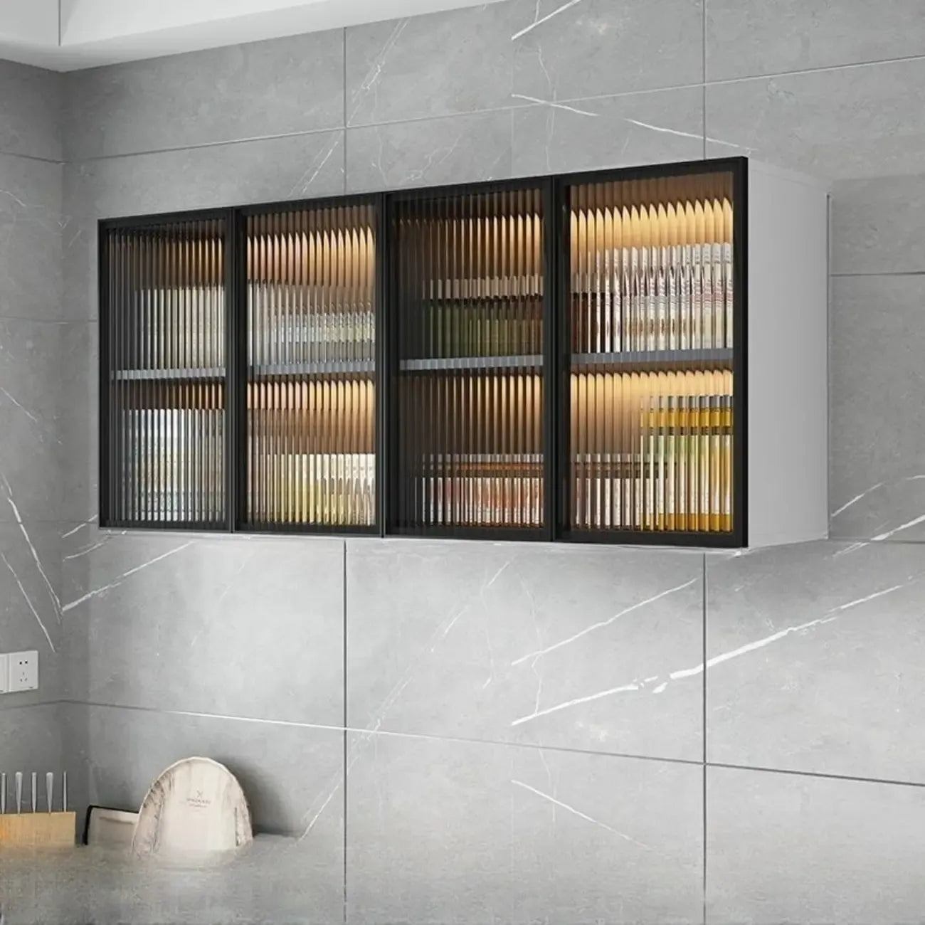 Buffet de cuisine mural gris en bois avec rangement