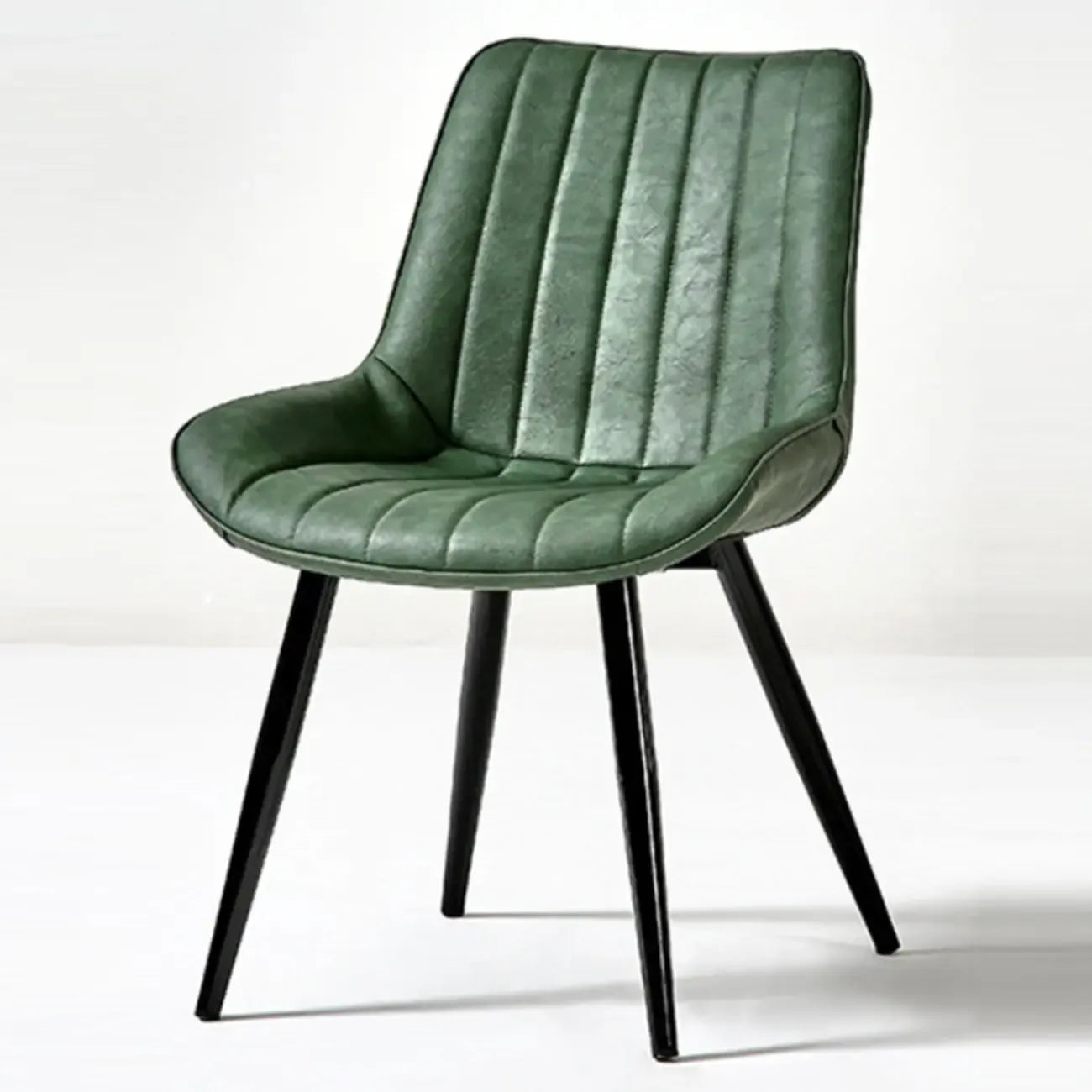 Chaise de salle à manger simple en cuir rembourré, dossier plein, pieds en métal