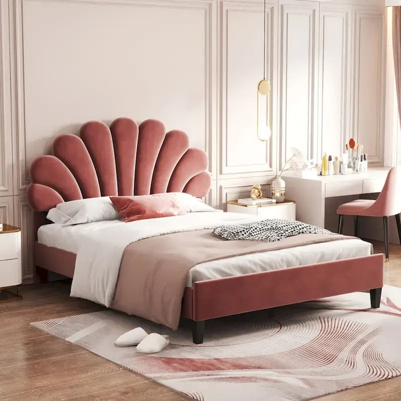 Lit plateforme capitonné en velours en forme de coquille