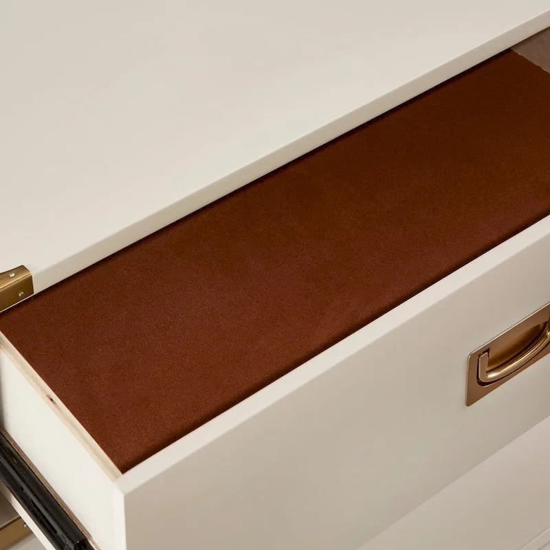Commode 5 tiroirs avec accents dorés