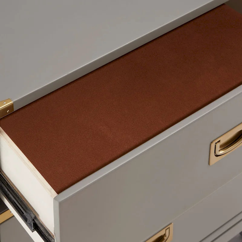 Commode 5 tiroirs avec accents dorés