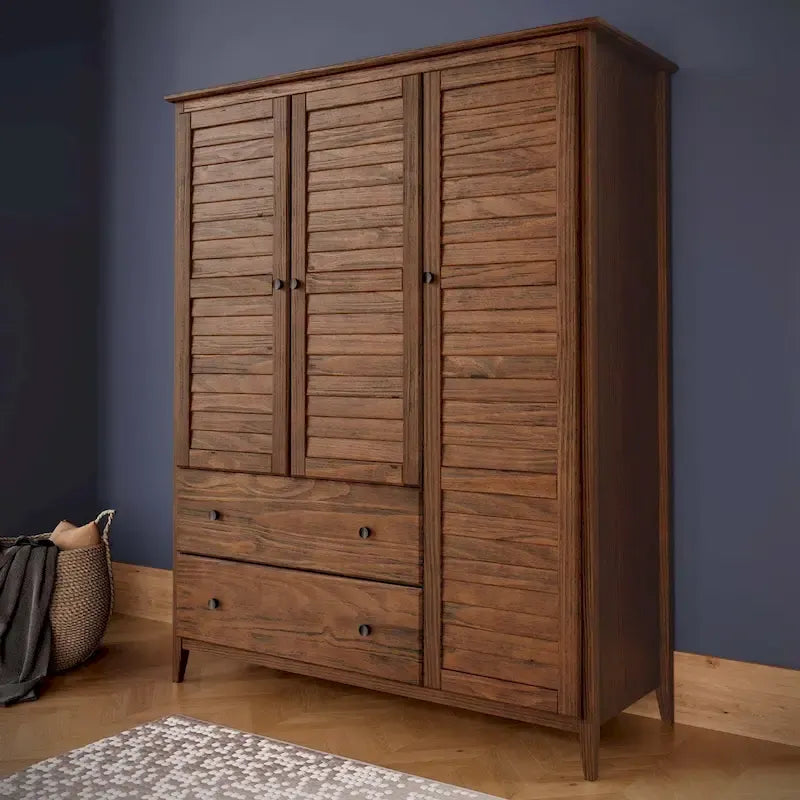 Armoire 3 portes en bois massif Greenport de Grain Wood Furniture
