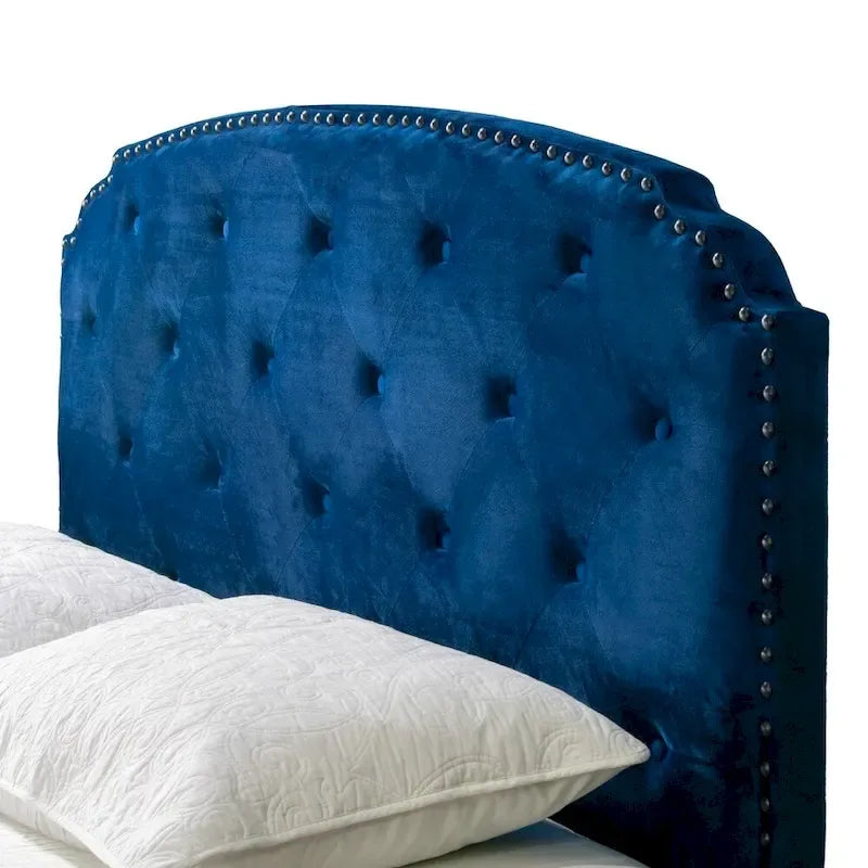 Lit Queen en velours bleu marine avec capitonnage et clous décoratifs noirs