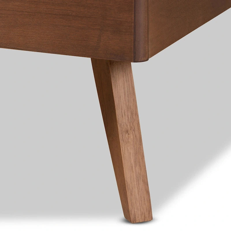Lit plateforme en bois fini noyer brun de style Mid-Century Modern