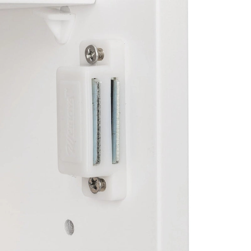 Armoire murale de salle de bain à porte simple avec miroir et étagère, coloris blanc