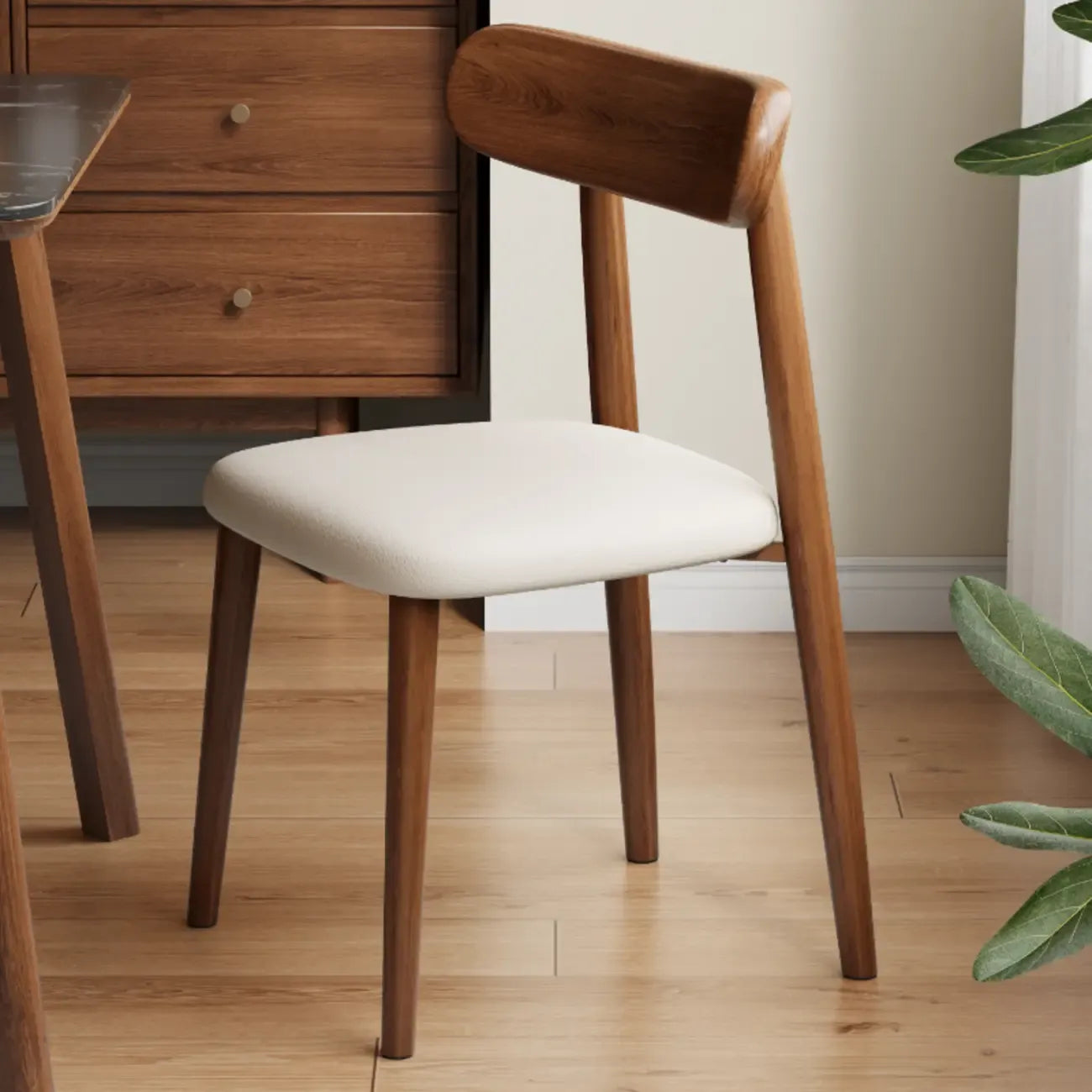 Chaise de salle à manger moderne en cuir sans accoudoirs avec dossier bas