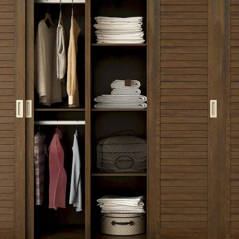 Garde-robe marron avec tiroirs, tringle à vêtements 4 portes coulissantes