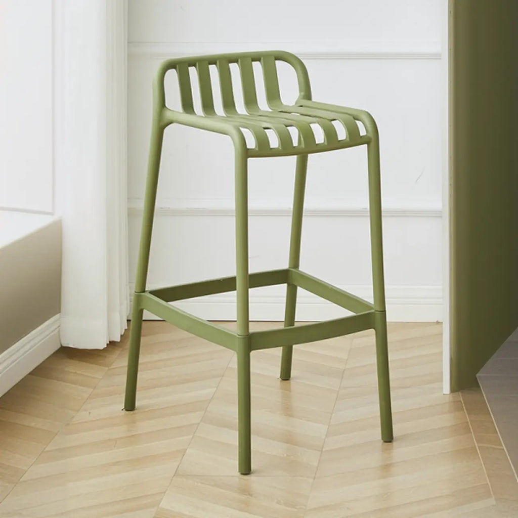 Tabouret de bar minimaliste en plastique pour l'extérieur et l'intérieur