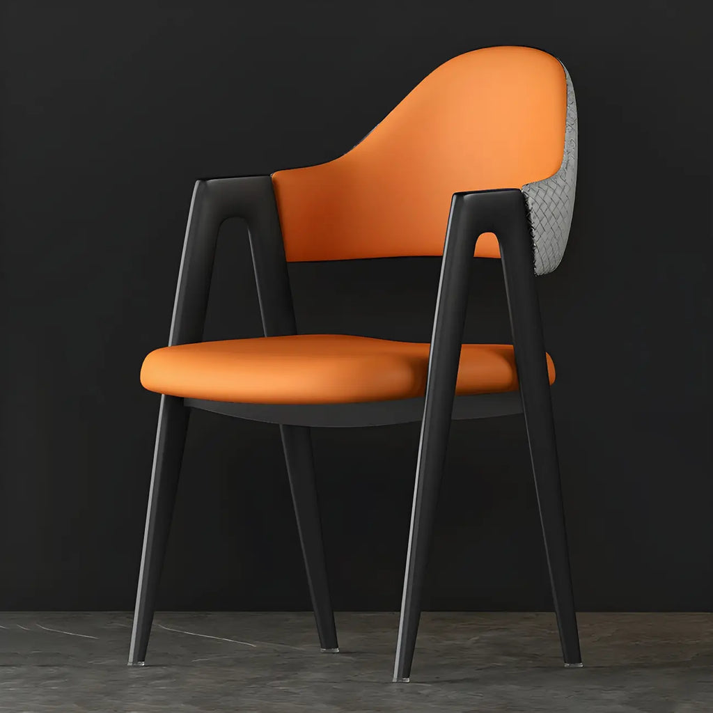 Chaise de salle à manger en cuir moderne avec dossier incurvé et ouvert