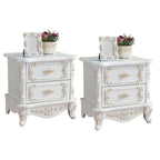 Table de chevet traditionnelle en bois blanc sculpté à 3 tiroirs