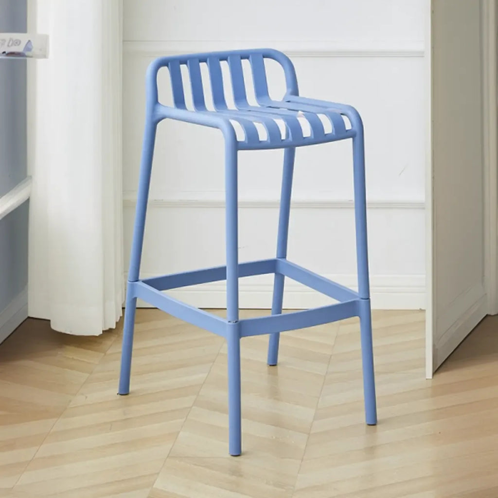 Tabouret de bar minimaliste en plastique pour l'extérieur et l'intérieur