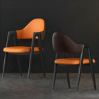 Chaise de salle à manger en cuir moderne avec dossier incurvé et ouvert