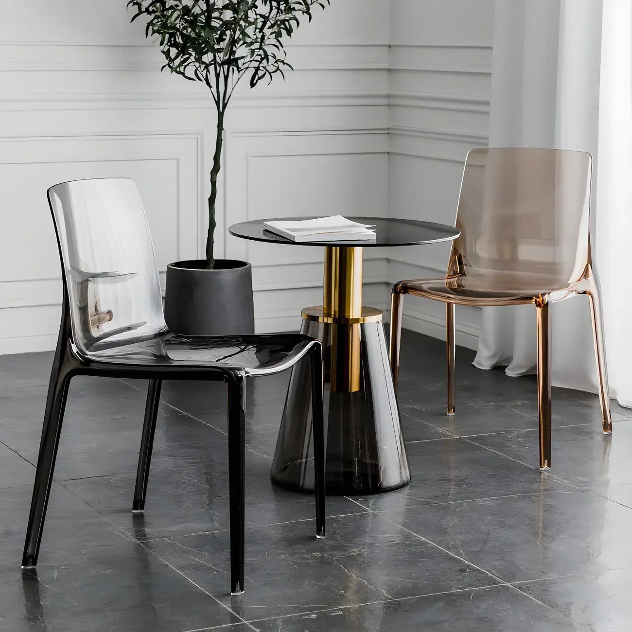 Chaise de salle à manger en acrylique ambré sans accoudoirs à dossier bas