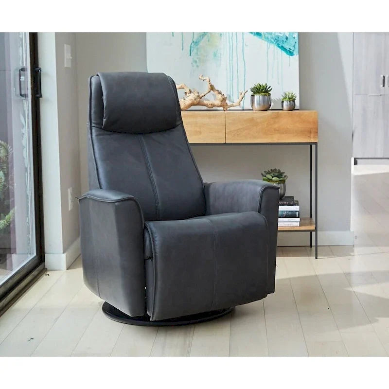 Fauteuil Fjords Urban en cuir avec balancier et repose-pieds intégré